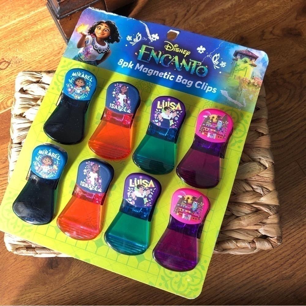 Disney Encanto 8pk magnetic bag clips